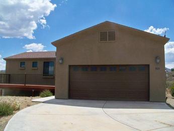 705 S Medina Lane, Dewey, AZ 86327 