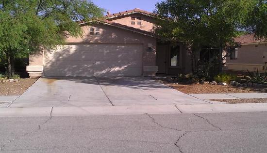 2331 East Stone Stable Drive, Tucson, AZ 85737 