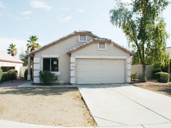 2145 E Catclaw Street, Gilbert, AZ 85296 