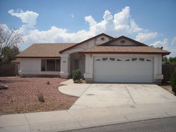 8620 W Denton Lane, Glendale, AZ 85303 