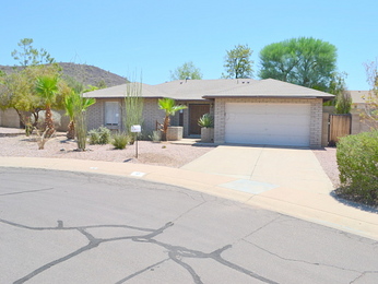 17 E Surrey Avenue, Phoenix, AZ 85022 