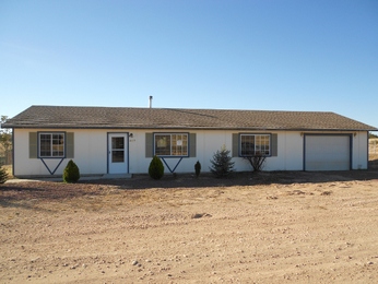 467 East Ahonen Road, Paulden, AZ 86334 