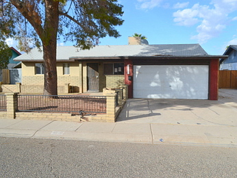 2216 West Windrose Drive, Phoenix, AZ 85029 