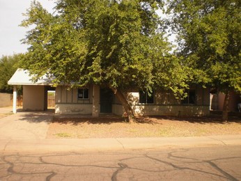 6208 W Crittenden Lane, Phoenix, AZ 85033 