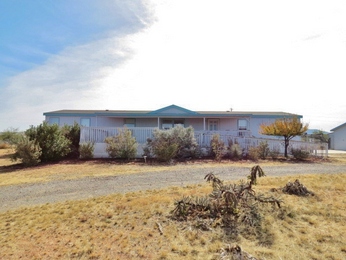 718 South Kachina Lane, Benson, AZ 85602 