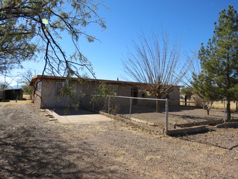180 E Hamel Road, Huachuca City, AZ 85616 