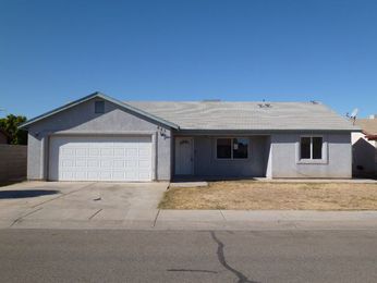 825 S Hill Avenue, Somerton, AZ 85350 