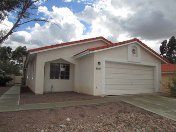 9430 N Albatross Drive, Tucson, AZ 85742 