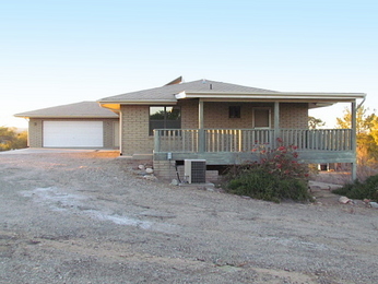 655 Falcon Drive, Wickenburg, AZ 85390 