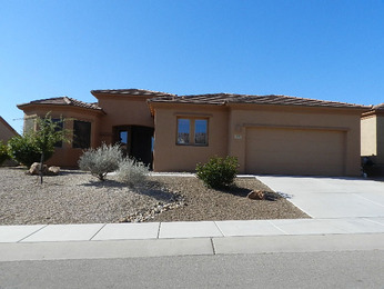 973 West Tenniel Drive, Green Valley, AZ 85614 