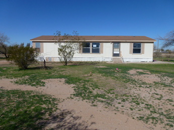 4390 E Triple Crown Drive, San Tan Valley, AZ 85140 