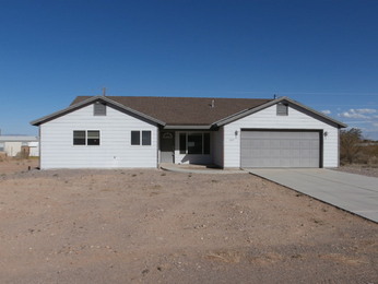 8657 South Yavapai Drive, Safford, AZ 85546 