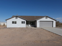 8657 South Yavapai Drive, Safford, AZ 85546 