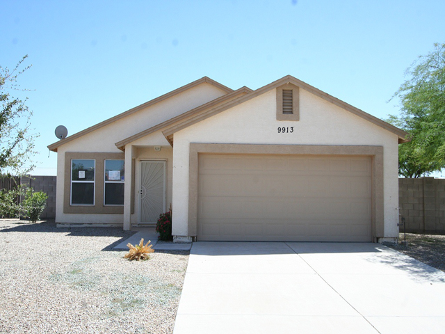 9913 W Sunbird Drive, Arizona City, AZ 85123 