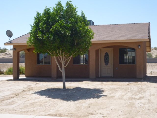 833 E Las Brisas Boulevard, San Luis, AZ 85349 