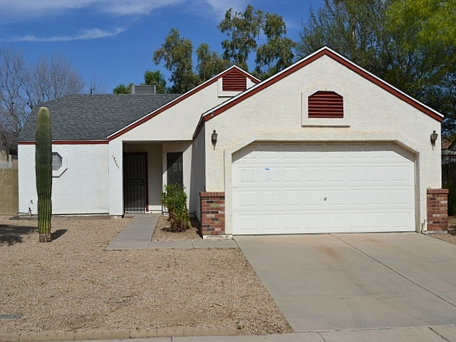 15007 North 60th Drive, Glendale, AZ 85306 
