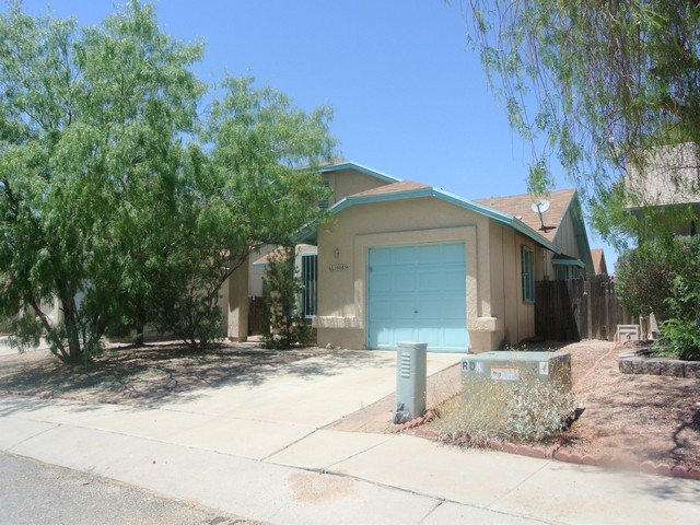 10085 E Autumnwind Place, Tucson, AZ 85730 