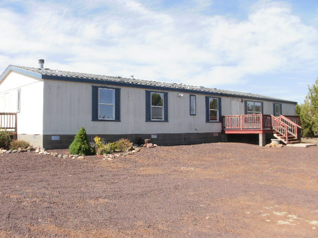 58 County Road 3205, Concho, AZ 85924 