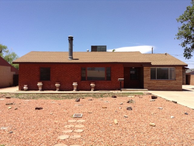 605 North Taylor Avenue, Winslow, AZ 86047 