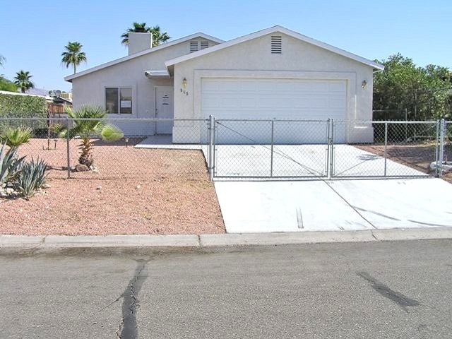 965 Stahlman Drive, Bullhead City, AZ 86442 
