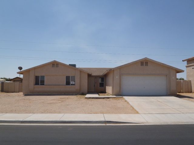 8805 E 25th Street, Yuma, AZ 85365 