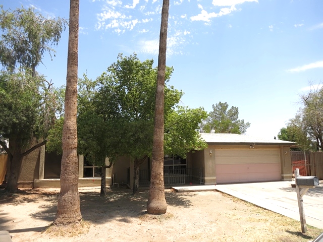3323 N 79th Avenue, Phoenix, AZ 85033 