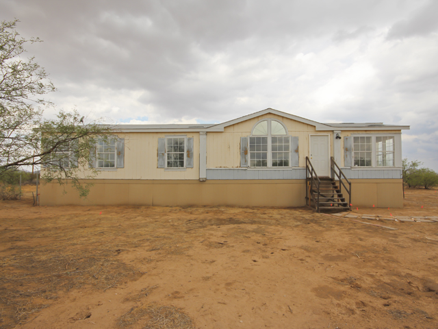 8400 South Howling Coyote Trail, Tucson, AZ 85735 