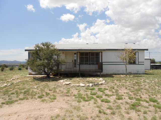 25040 Enid Drive, Paulden, AZ 86334 