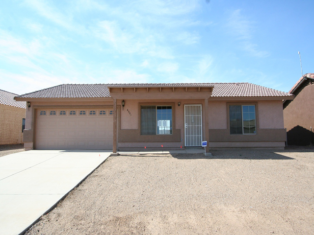 8901 West Magnum Drive, Arizona City, AZ 85123 