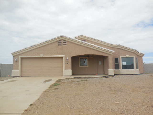 8398 W Pineveta Drive, Arizona City, AZ 85123 