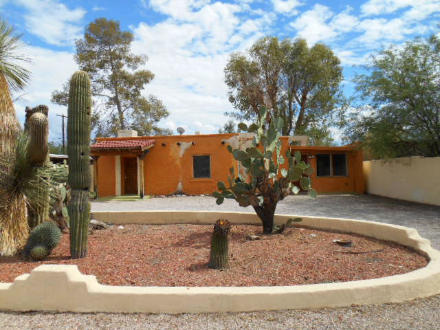 4028 E 17th Street, Tucson, AZ 85711 