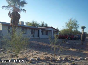 2720 2720 West Calle Del Santo, Tucson, AZ 85741 
