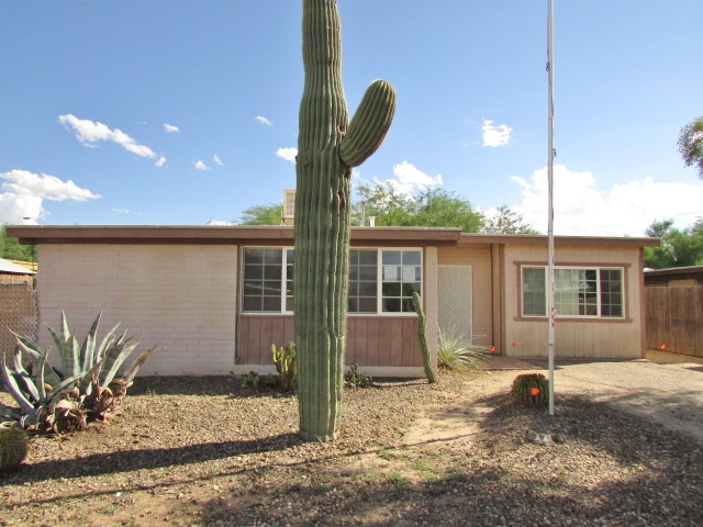 7072 East 45th Street, Tucson, AZ 85730 