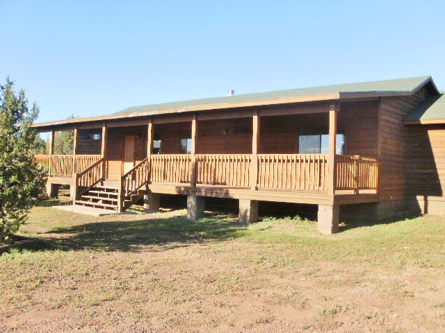 4 County Road 3176, Vernon, AZ 85940 