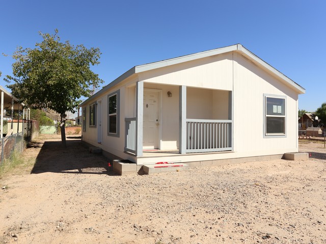 13522 West Claremont Street, Litchfield Park, AZ 85340 