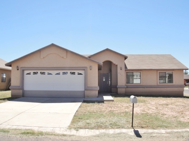 2701 E 8th Street, Douglas, AZ 85607 