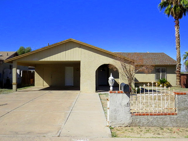 9402 South 1st Drive, Phoenix, AZ 85041 