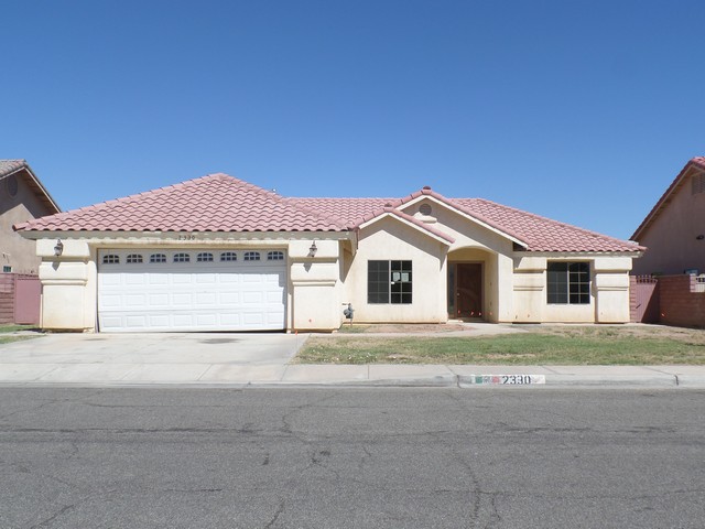 2330 West 22nd Place, Yuma, AZ 85364 