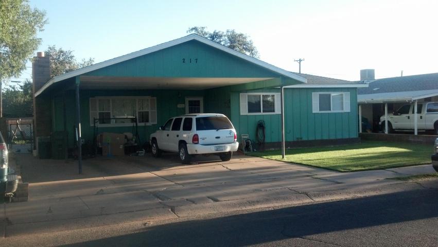 217 E Hillview Street, Winslow, AZ 86047 