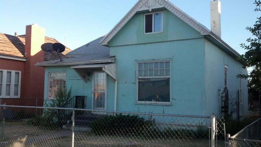 207 W Fourth St, Winslow, AZ 86047 