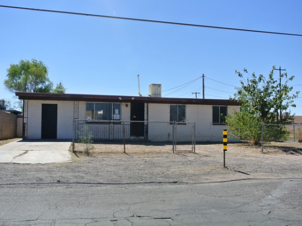 31 W Corona Road, Tucson, AZ 85756 