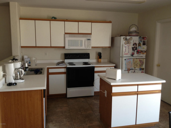 6610 W RIVA Road, Phoenix, AZ 85043 