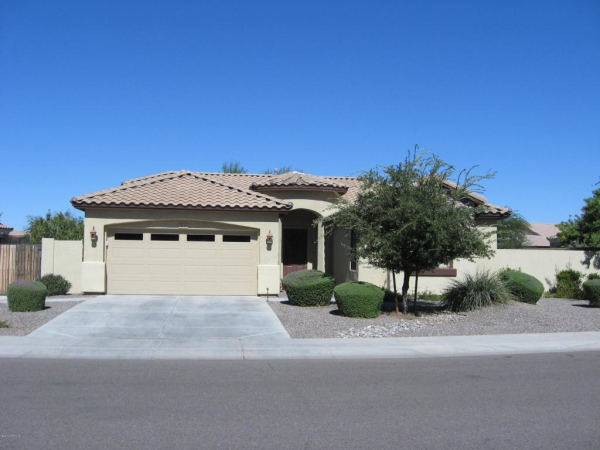 2216 E CAROB Drive, Chandler, AZ 85286 