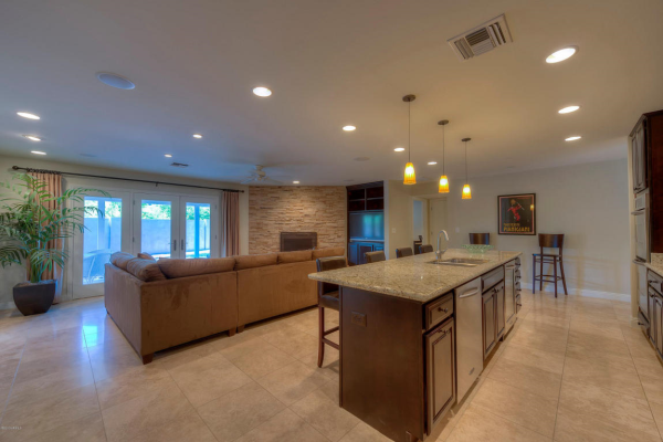 6730 N 21ST Street, Phoenix, AZ 85016 