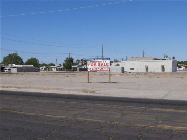 1002 S AVE A, Yuma, AZ 85364 