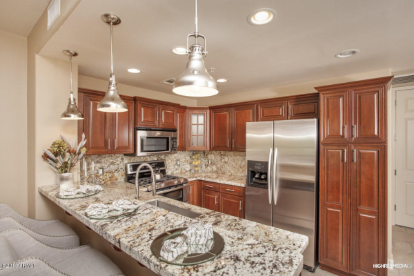 5450 E Deer Valley Drive, Phoenix, AZ 85054 