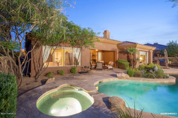 3948 E NOCONA Lane, Phoenix, AZ 85050 