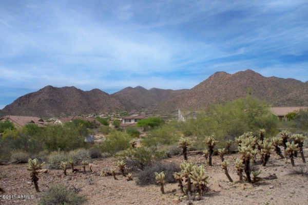 13758 E YUCCA Street, Scottsdale, AZ 85259 