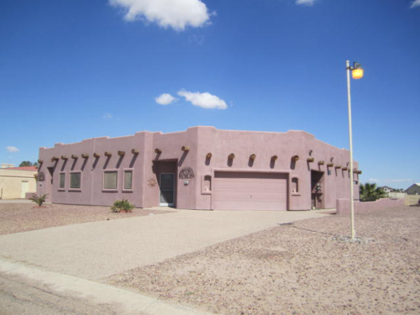 15137 S Moon Valley Rd, Arizona City, AZ 85123 