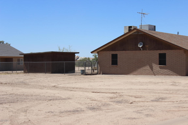 14692 S Capistrano Rd, Arizona City, AZ 85123 